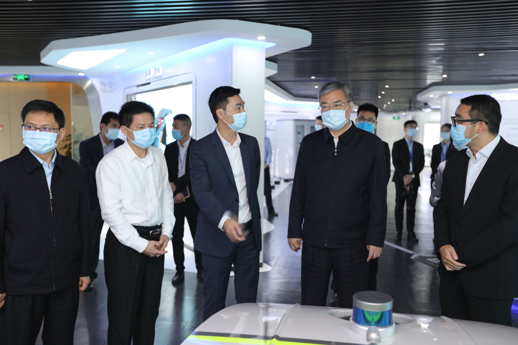 佛山市委书记鲁毅调研BSport体育官网环境，鼓励企业再接再厉创新高