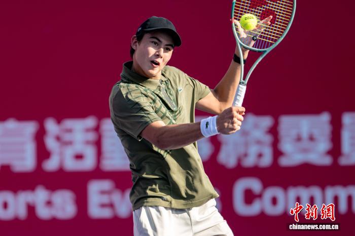 17岁中国香港球手朱锴泓首秀ATP250赛事资格赛告负