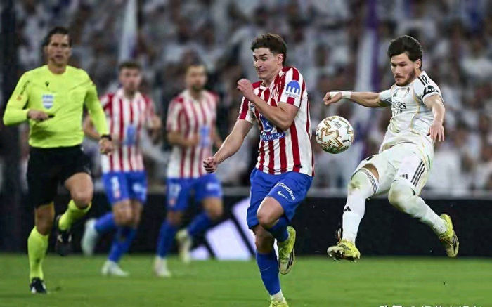 巴萨对阿尔瓦雷斯转会持观望态度 马竞坚持800