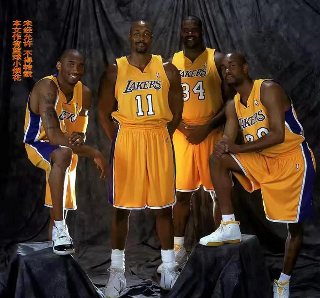 pNBA历史十大抱团组合解析：詹姆斯热火加盟成最