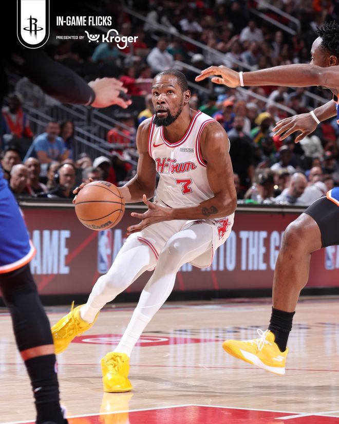 火箭队主场大胜尼克斯杜兰特砍27+8助攻引领三连