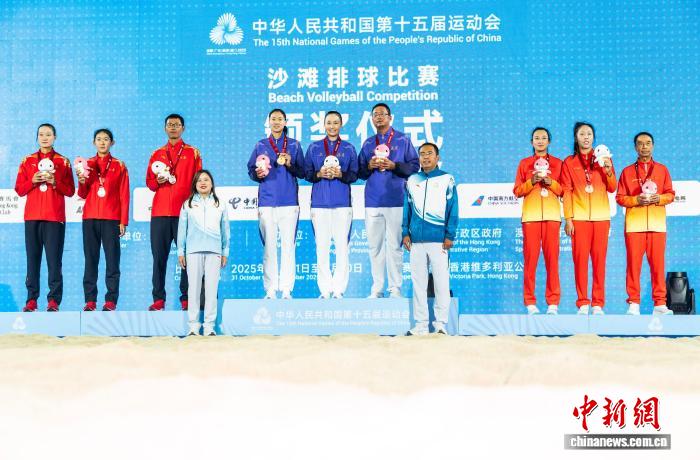 福建组合薛晨曾津津力克强敌摘得香港赛区首金