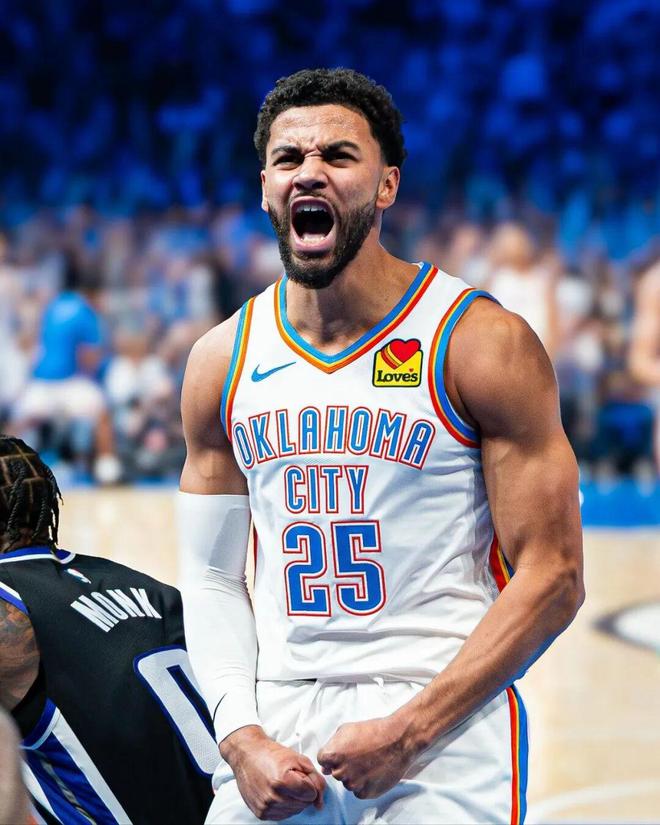 米切尔复出首战砍24分成雷霆关键先生